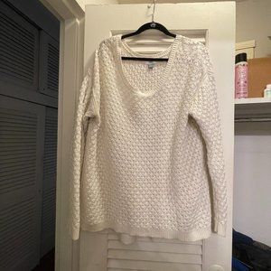 White Old Navy Cable Knit Sweater